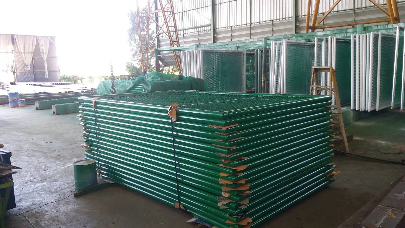 รั้วตาข่ายลวดถักทางหลวงพิเศษระหว่างเมืองบางปะอิน - นครราชสีมา